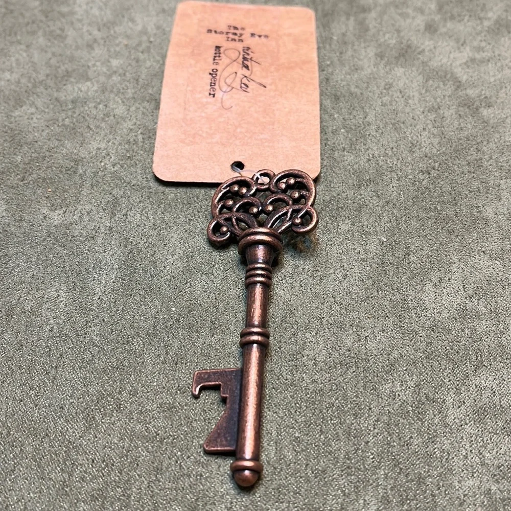 Vintage Inspired Key Bottle Opener - Picture 1 of 2